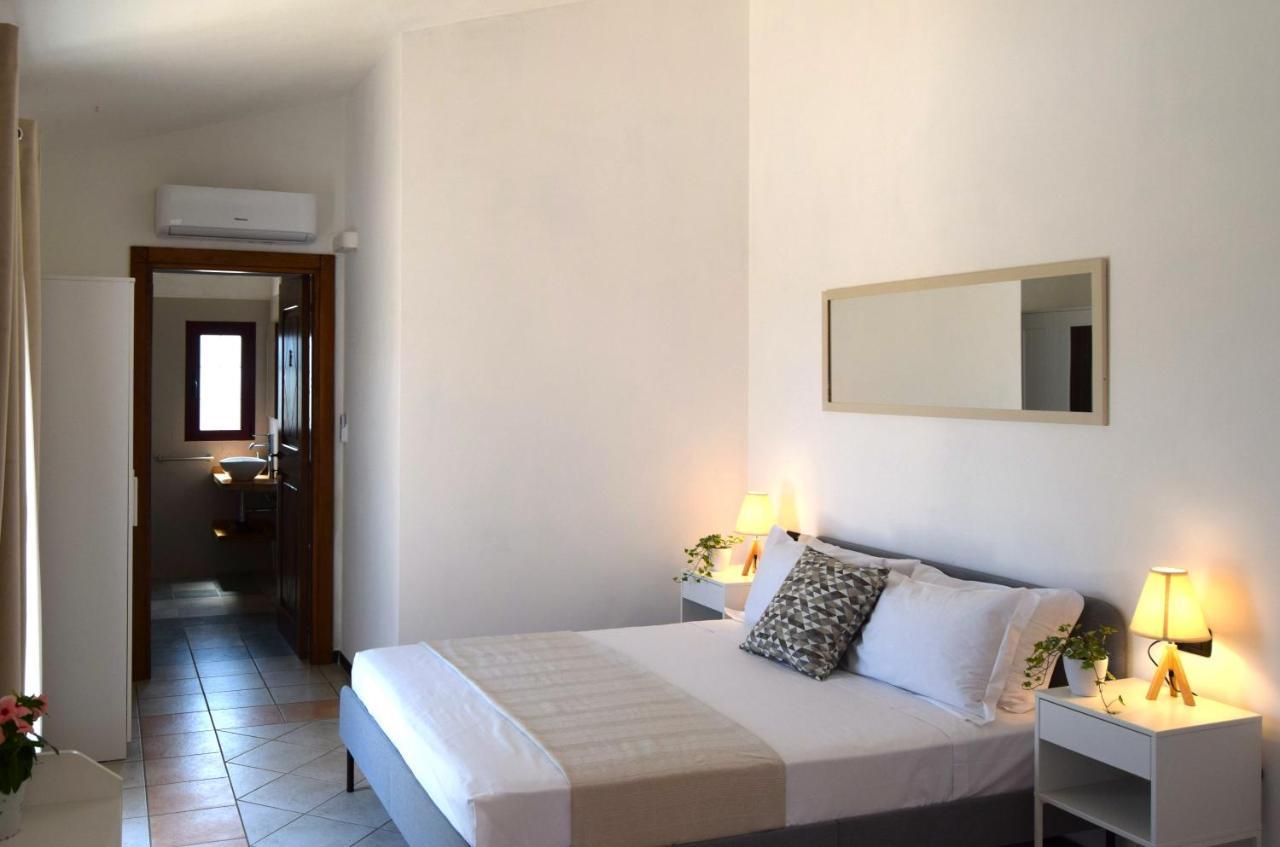 La Terrazza Hotel Olbia Exterior photo